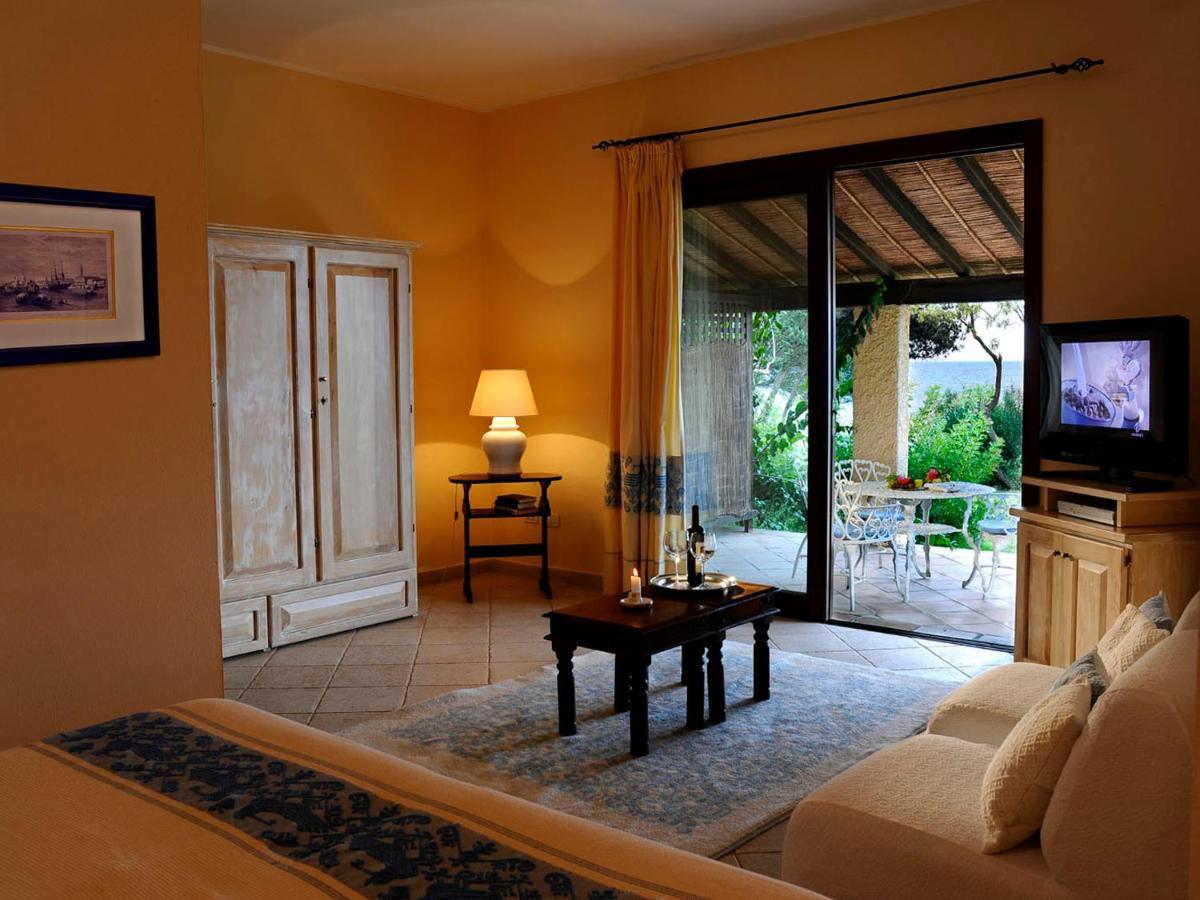 Is Morus Relais Hotel Santa Margherita di Pula Luaran gambar