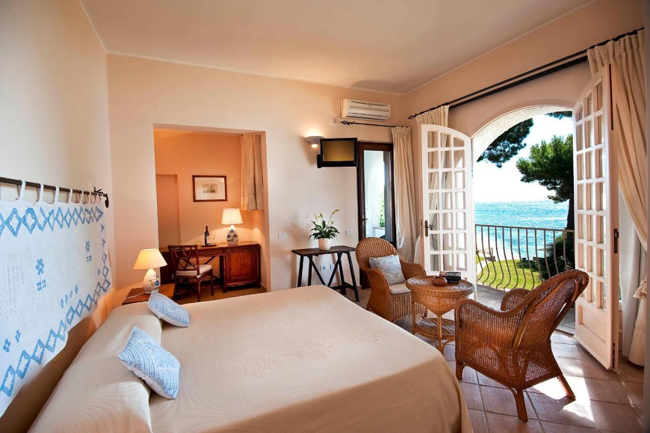 Is Morus Relais Hotel Santa Margherita di Pula Luaran gambar