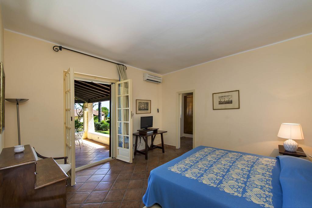 Is Morus Relais Hotel Santa Margherita di Pula Luaran gambar